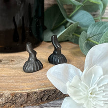 Load image into Gallery viewer, Teeny Silver Sheen Obsidian Witches Broom