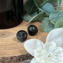 Load image into Gallery viewer, Teeny Silver Sheen Obsidian NBC Jack Head