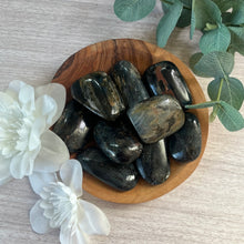 Load image into Gallery viewer, AA Blue Kyanite Cuddle (Freeform)