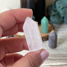 Load image into Gallery viewer, Small Tower Points