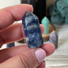 Load image into Gallery viewer, Small Tower Points