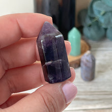 Load image into Gallery viewer, Small Tower Points