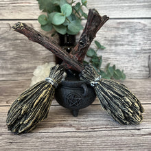 Load image into Gallery viewer, Jasmine's Chiffonjé: Broomstick Crystal Ball Holder (17cm)