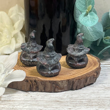 Load image into Gallery viewer, Mini Arfvedsonite Garnet Jack-o-Lantern