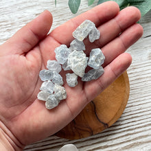 Load image into Gallery viewer, Raw Celestite Chips 50g