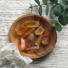 Load image into Gallery viewer, Tangerine Lemurian Chips ~50g