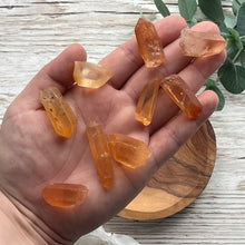 Load image into Gallery viewer, Tangerine Lemurian Chips ~50g