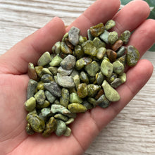 Load image into Gallery viewer, Green Opal Chips (50g)
