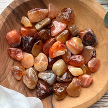 Load image into Gallery viewer, Carnelian Chips (50g)