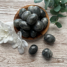 Load image into Gallery viewer, Grey Labradorite Cuddle