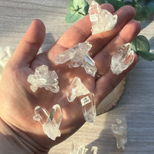 Load image into Gallery viewer, Mini Cluster: Zeca De Sousa Clear Quartz