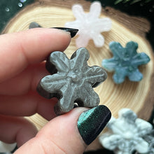 Load image into Gallery viewer, AKindHoliday: Small Snowflake