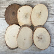Load image into Gallery viewer, Display (Coaster) Oval Wood Slices