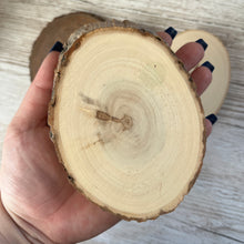 Load image into Gallery viewer, Display (Coaster) Oval Wood Slices