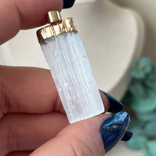 Load image into Gallery viewer, Raw SatinSpar Amethyst Pendant B (Light)