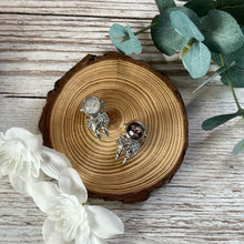 Load image into Gallery viewer, Lodolite Metal Astronaut Pendant