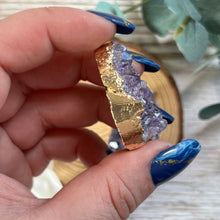 Load image into Gallery viewer, Drop Gold Plated Raw Amethyst Pendant