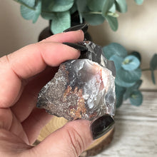 Load image into Gallery viewer, Raw Specimen: Agate