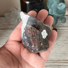 Load image into Gallery viewer, Raw Specimen: Agate