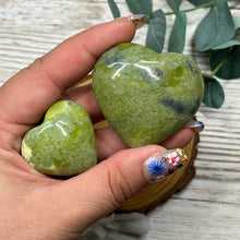 Load image into Gallery viewer, Hearts: Mix Minerals