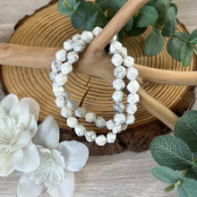Load image into Gallery viewer, Howlite Faceted Bracelet