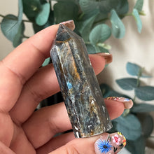 Load image into Gallery viewer, Blue Kyanite Tower (AGrade)