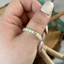 Load image into Gallery viewer, Prehnite: Elastic Fidgit Ring