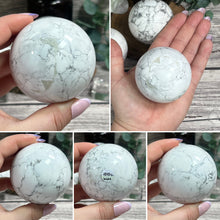 Load image into Gallery viewer, Howlite Sphere