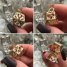 Load image into Gallery viewer, Locket Pendant Metal: Trinket Box