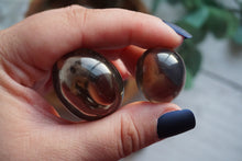 Load image into Gallery viewer, Smoky Quartz Cuddle