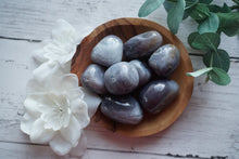 Load image into Gallery viewer, Purple Agate Cuddle