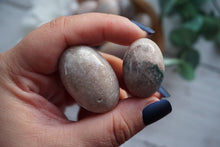 Load image into Gallery viewer, Pink Amethyst Cuddle