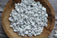 Load image into Gallery viewer, Howlite Chips (50g)