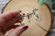 Load image into Gallery viewer, Silver Metal Sphere Holder