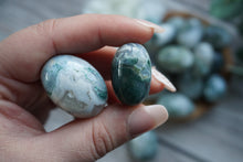Load image into Gallery viewer, Moss Agate Cuddle