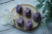 Load image into Gallery viewer, Lepidolite Mini Anatomical Heart