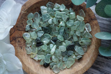 Load image into Gallery viewer, Prehnite Chips (50g)
