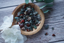 Load image into Gallery viewer, Bloodstone Chips (50g)