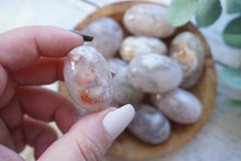 Load image into Gallery viewer, Flower Agate Cuddle