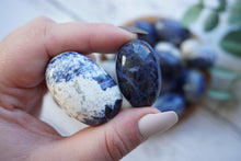 Load image into Gallery viewer, Sodalite Cuddle