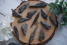 Load image into Gallery viewer, Black Kyanite Raw