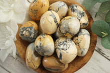 Load image into Gallery viewer, Maligano Jasper Cuddle