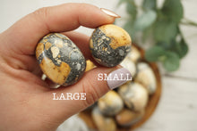 Load image into Gallery viewer, Maligano Jasper Cuddle