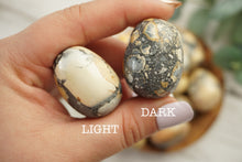 Load image into Gallery viewer, Maligano Jasper Cuddle