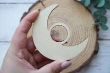 Load image into Gallery viewer, Etched Moon Sphere Holder