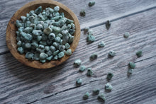 Load image into Gallery viewer, Kiwi Jasper Chips (50g)