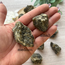 Load image into Gallery viewer, Raw Specimen: Labradorite