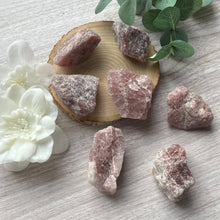 Load image into Gallery viewer, Raw Specimen: Lavender Rose Quartz