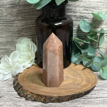 Load image into Gallery viewer, Peach Moonstone with sunstone Tower "G"