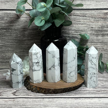 Load image into Gallery viewer, Howlite Tower